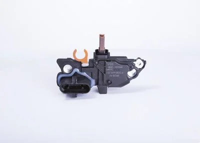 REGULATEUR D'ALTERNATEUR 24V MITSUBISHI CANTER-VOLVO FM