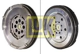 VOLANT MOTHYUNDAI  I35 2.0 CRDI 4WD