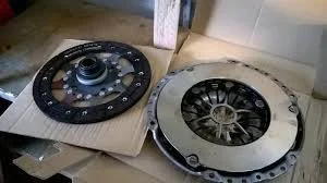 Kit d'embrayage Schaeffler LuK